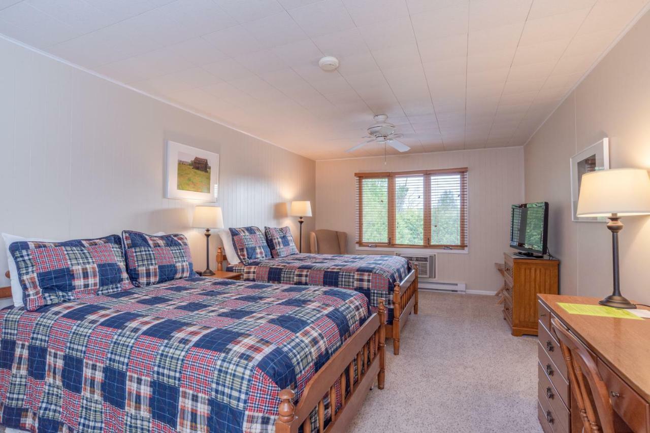 Village Green Lodge Ephraim Room photo