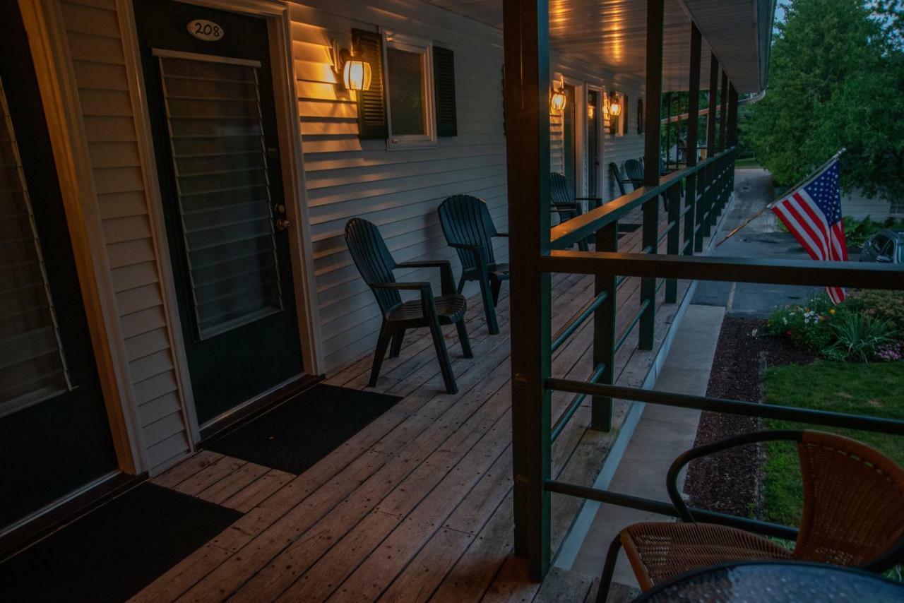 Village Green Lodge Ephraim Exterior photo