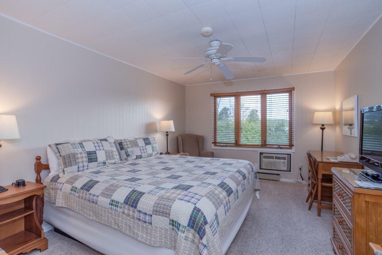 Village Green Lodge Ephraim Room photo