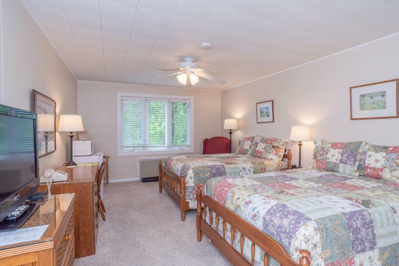 Village Green Lodge Ephraim Room photo